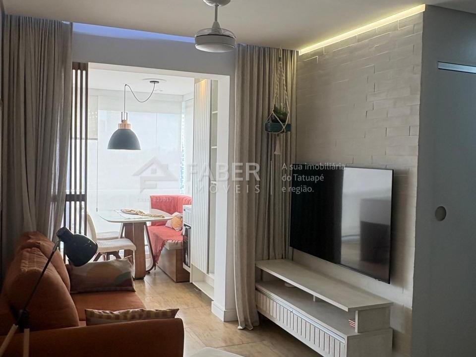 Apartamento mobiliado de 2 dorms com suíte no Tatuapé